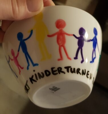 Weihnachtsüberraschung beim Kinderturnen (Bild vergrößern)