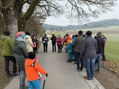 Meldung: Andacht bei der Harras Kapelle