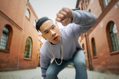 Pressefoto_TUTTY TRAN_Hai Dai Mau_2 (c) Marc Meinke (Bild vergrößern)