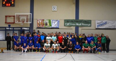 HERREN: Der 2. Niemegker Hallen-Cup bleibt zu Hause (Bild vergrößern)