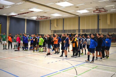 SENIOREN: Titelverteidigung beim 2. Niemegker Hallen-Cup (Bild vergrößern)