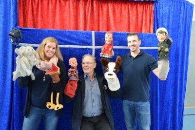 Puppentheater begeistert alle Kinder (Bild vergrößern)