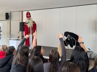 Adventsfeier an der CSM (Bild vergrößern)