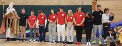 Abschluss des alten Turnjahres als Kinder-Weihnachts-Turn-Event