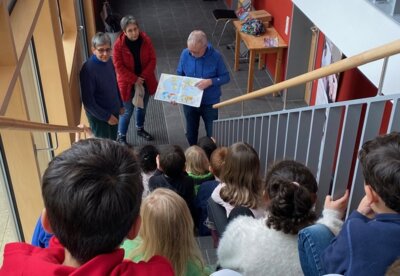 Besuch im Rottendorfer Weltladen (Bild vergrößern)