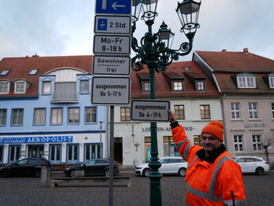 Foto zur Meldung: Verlängerte Parkzeiten am Markttag auf dem Großen Markt
