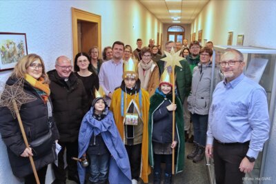 „Sternsinger-Segen für Auerbacher Rathaus!" (Bild vergrößern)