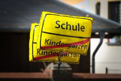 Eltern von Kindern, die in den kommenden Monaten sechs Jahre alt werden, müssen die Kinder für die Einschulung anmelden. Foto: Pixabay/Didgeman (Bild vergrößern)
