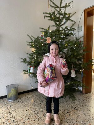 Weihnachtsbaumaktion der Gemeinde (Bild vergr&ouml;&szlig;ern)