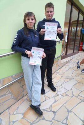 Foto zur Meldung: 12-Stunden-Nachtschwimmen