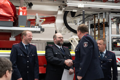 Meldung: Feuerwehrmann des Jahres: Ehrung für Volker Hopster und Andre Hölscher