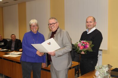 Verleihung der Silbernen Bürgermedaille an Ina Hundhammer-Schrögel (Bild vergrößern)