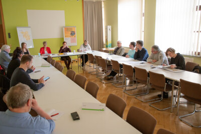 Foto zur Meldung: Bundestagswahl 2025: Kreiswahlausschuss bestätigt Kandidatinnen und Kandidaten im Wahlkreis 65 / Zulassung der Kreiswahlvorschläge in den Landkreisen Elbe-Elster und Oberspreewald-Lausitz