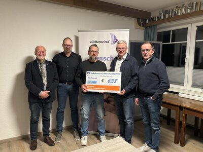 Meldung: Spendenübergabe von UNSER RHAUDERFEHN an rückenwind e.V.