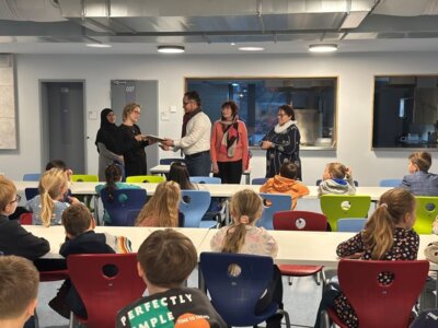 Foto zur Meldung: Integrationsbeirat dankt vier Schulen aus OSL beispielhaft für ihr Engagement