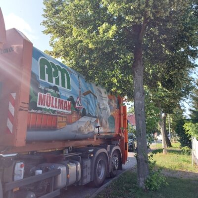 Meldung: Pressemitteilung der APM GmbH:  Bäume und Sträucher ausästen