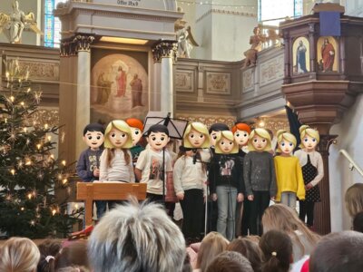 Meldung: Weihnachtssingen in der Kirche