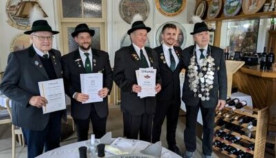 (Gerhard Haspel, Joachim Groß, Arnim Bruder, Niklas Skarke und Gerd Ueberrhein)