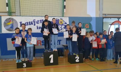 Erfolgreiche Kinder der Teamwertung. Foto: André Stache