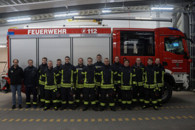 Neue Atemschutzgeräteträger für die Feuerwehr (Bild vergrößern)