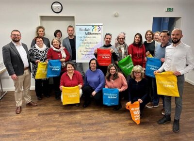Bild: Das neue Begleitbündnis der Partnerschaft für Demokratie im Landkreis Oberspreewald-Lausitz (Bild: FamilienCampus Lausitz)