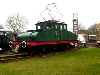 Aufarbeitung Ellok L22 (Bild vergrößern)