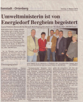 Umweltministerin im Energiedorf am 02.10.2010 (Bild vergr&ouml;&szlig;ern)