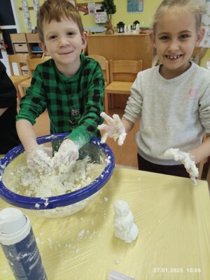 Erlebnisreiche Winterferien im Hort Nachterstedt! - Spannendes Ferienprogramm sorgte für leuchtende Kinderaugen