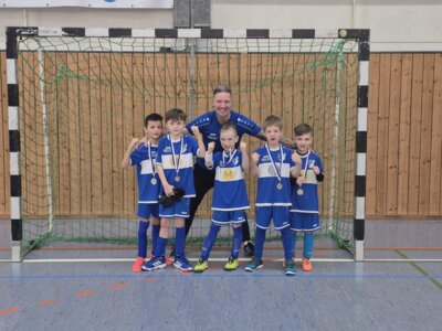 Meldung: F-Junioren U8-1 überzeugen bei eigenem Hallenturnier!