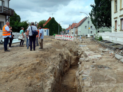 Ausgrabungen an der Havelberger Straße im Juli 2023. Foto: Lars Schladitz (Bild vergr&ouml;&szlig;ern)