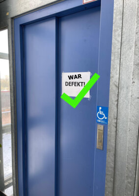 Meldung: Fahrstuhl im Rathaus funktioniert wieder!