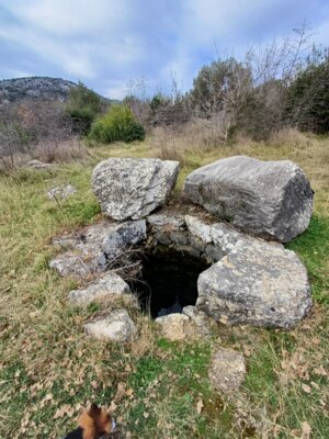 Rakitnica Brunnen (Bild vergrößern)