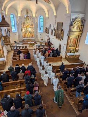 Foto zur Meldung: Begrüßungsgottesdienst für Pfarrer Werner Konrad in Prackenbach
