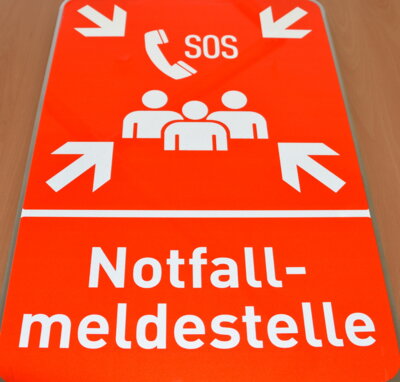 Hinweisschild (Bild vergr&ouml;&szlig;ern)