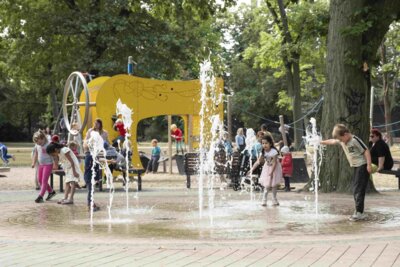 Am 21. April 2025 sind lädt die LAGA-Gesellschaft zum Frühlingsfest in den Clara-Zetkin-Park I Foto: Jens Wegner (Bild vergrößern)
