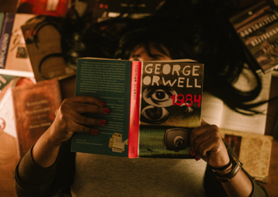 Buch und Gespräch - „1984“ von George Orwell