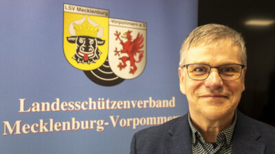 Meldung: DDR-Sportstar Schumann startet in Mecklenburg-Vorpommern neu durch