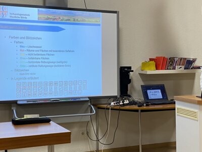 Fortbildung der Gruppenführer zur Einsatzplanung und -vorbereitung