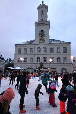 7.500 Mal Eislaufspaß auf der SILBERSTROM Eisarena 2025! (Bild vergrößern)