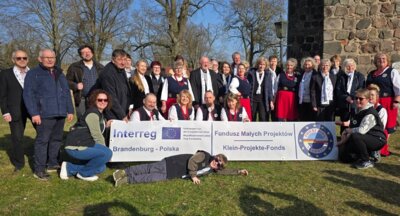 Foto zur Meldung: Jubel zum Jubiläumskonzert in Zinndorf