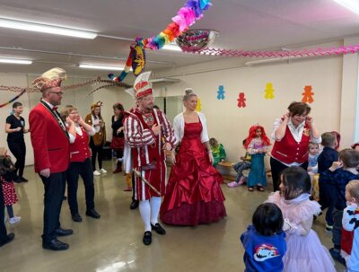 "Rosenmontag, Helau" (Bild vergrößern)