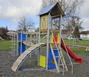 Erweiterung des Treffpunktes am Spielplatz in Feldhausen (Bild vergr&ouml;&szlig;ern)