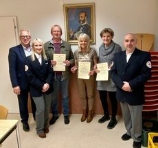 Holger Jerg, DRK-Vorsitzende Sonja Göckel, Thomas Achilles, Irene Heißel, Christa Hummel, Manfred Grieve Stv. DRK-Ortsvorsitzender. Auf dem Bild fehlt Nicole Wenk. (Bild vergr&ouml;&szlig;ern)