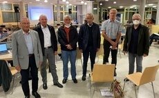 (v. l. n. r. Reinhold Baumann, Peter Bartsch, Manfred Supper, Siegfried Kleck, Hans Schmid, Bürgermeister Holger Jerg) (Bild vergr&ouml;&szlig;ern)