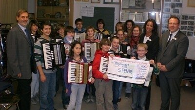Großzügige Spende der KSK-Ludwigsburg (Bild vergr&ouml;&szlig;ern)