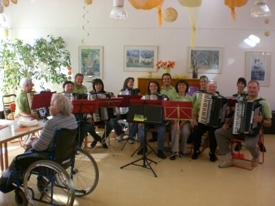 Musik zur Kaffeestunde (Bild vergr&ouml;&szlig;ern)
