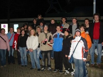 HVG-Jugend rockt die Eisdisco (Bild vergr&ouml;&szlig;ern)