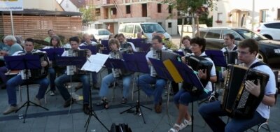 Unterhaltungskonzert beim ASB Sommerfest ! (Bild vergr&ouml;&szlig;ern)