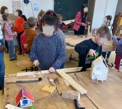 Foto zur Meldung: MINT-Workshop für unsere Klasse 2b Foto zur Meldung: MINT-Workshop für unsere Klasse 2b
