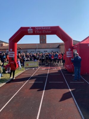 Meldung: Tolle Stimmung beim 1. Falkenberger Lok-Fit-Lauf  �❤️�